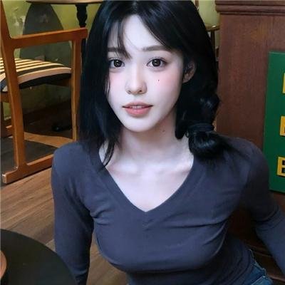 女警撞到夫